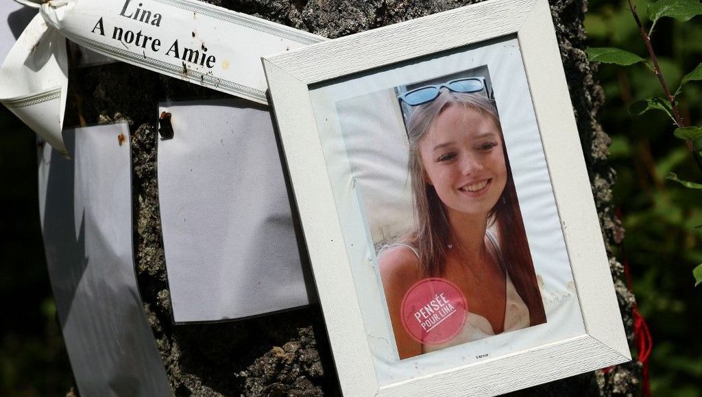 Le portrait de Lina, accroché à un arbre près du lieu de sa disparition.