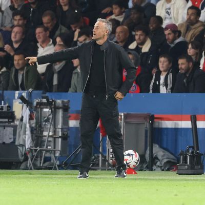 En chef d'orchestre, Luis Enrique fait passer un cap à ce Paris Saint-Germain. Un des plus beaux collectifs des dernières années.