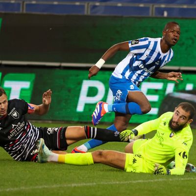 Malherbe a concédé deux buts en trois minutes juste avant la mi-temps