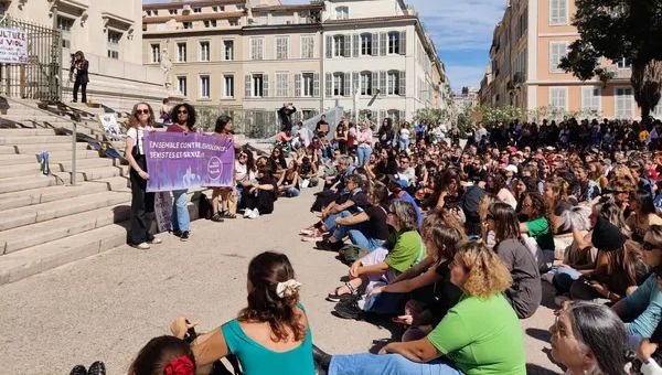 De nombreuses manifestantes ont répondu aux appels des collectifs féministes marseillais