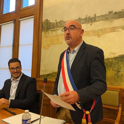 Olivier Conte succède à Emmanuel François, qui reste conseiller municipal.