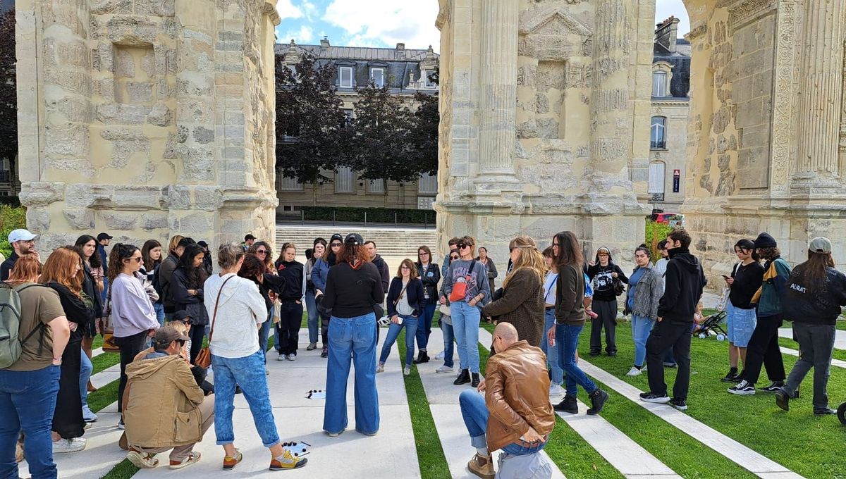 A Reims ce samedi 14 septembre, une trentaine de personnes s'est rassemblée en soutien à Gisèle Pelicot et aux victimes de viol.