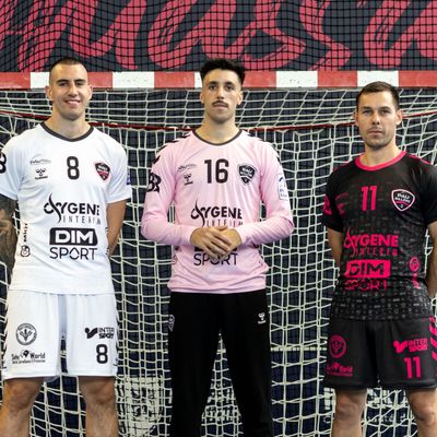 Kolakovic, Barré et Doudeau, avec les nouvelles tuniques du PBH.