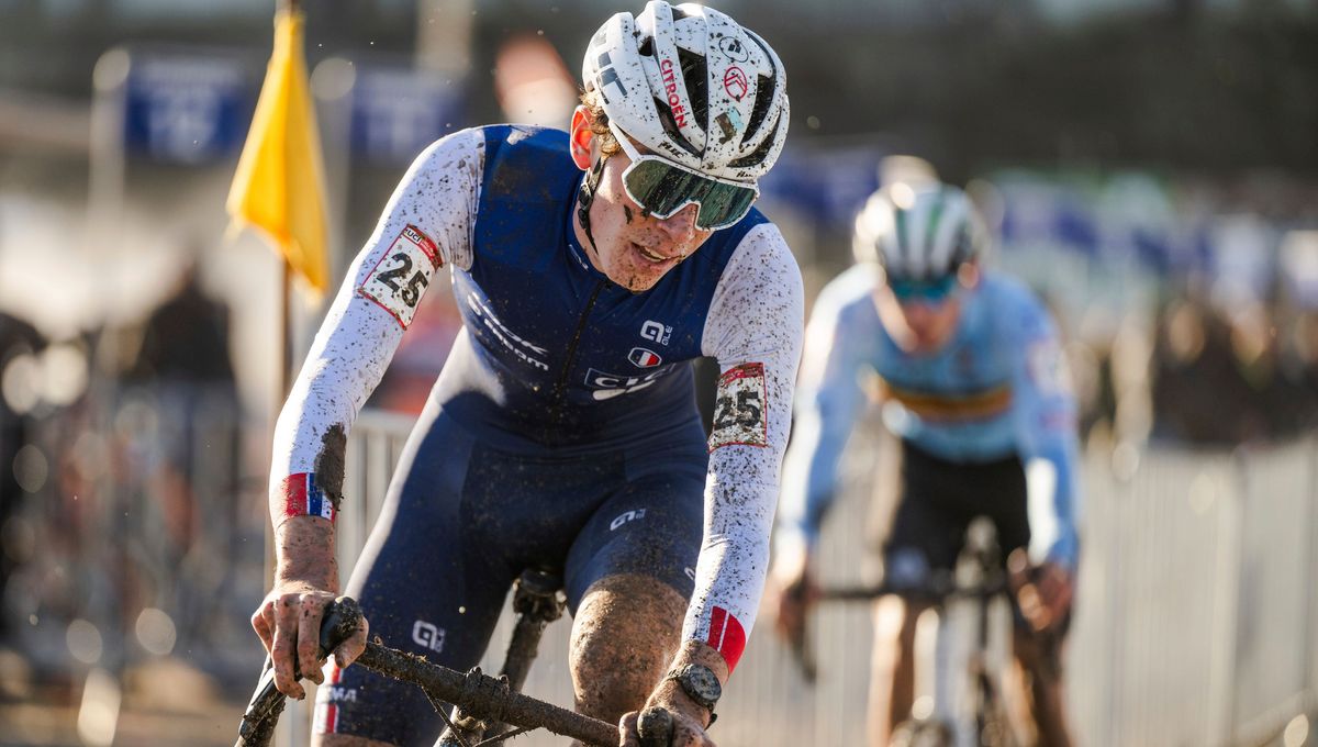 Léo Bisiaux lors de la coupe du monde de cyclo-cross en 2023