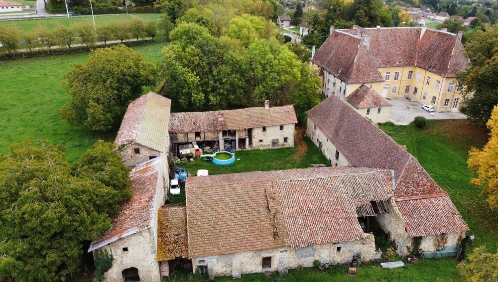 Le château du Passage, près de La Tour-du-Pin.