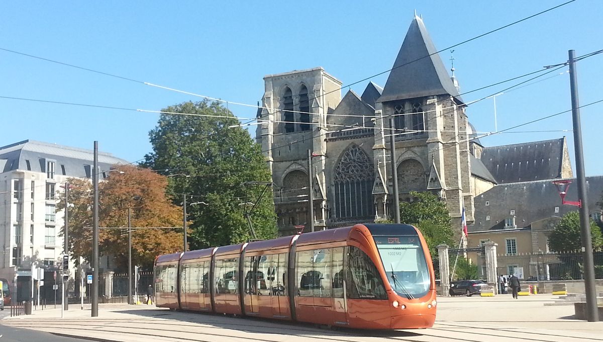 Le ballet des trams reprend enfin au Mans