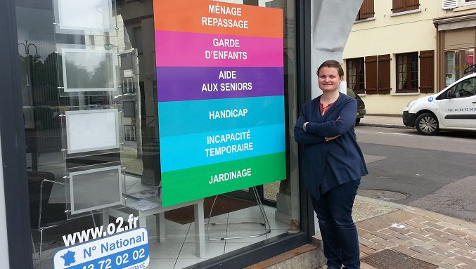 Agathe Fatras gérante de l'agence O2 Etrepagny