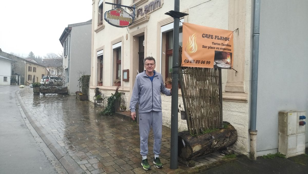 Pascal Rodondi, gérant du Café Flamm à Hunting, le 27 février 2020.