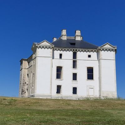 le château de Maulnes, bijou du tonnerrois, a rouvert ses portes le 30 mai, avec près de deux mois de retard