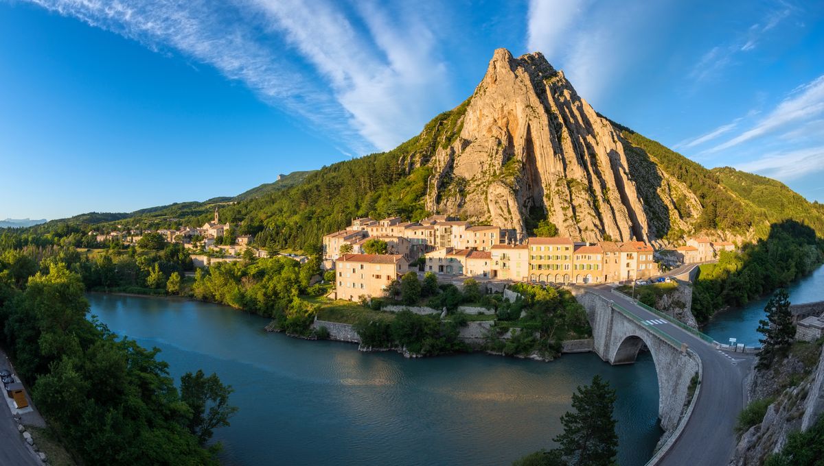 Le Rocher de la Baume de Sisteron