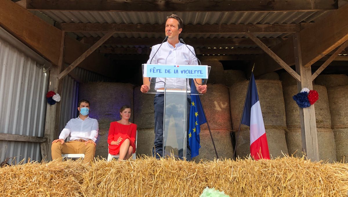 Guillaume Peltier a tenu un discours d'une trentaine de minutes pour clore la 7ème édition de la Fête de la Violette