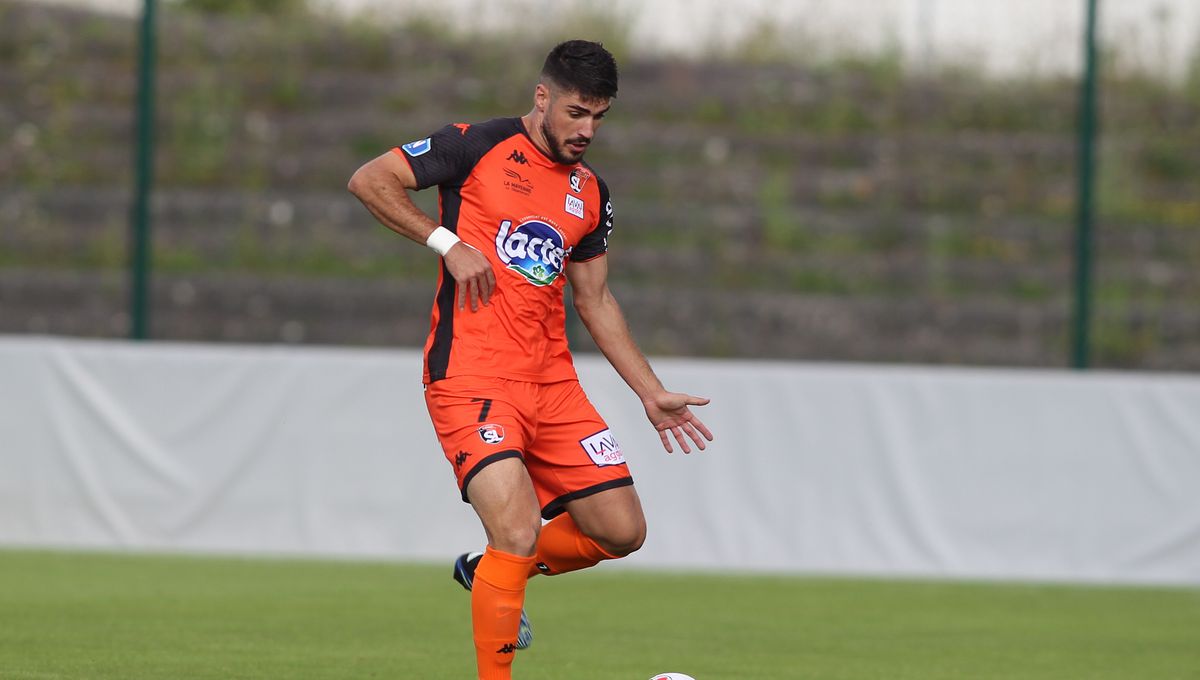 Touché, le défenseur Bryan Goncalves est forfait pour le déplacement du Stade lavallois en Corse.