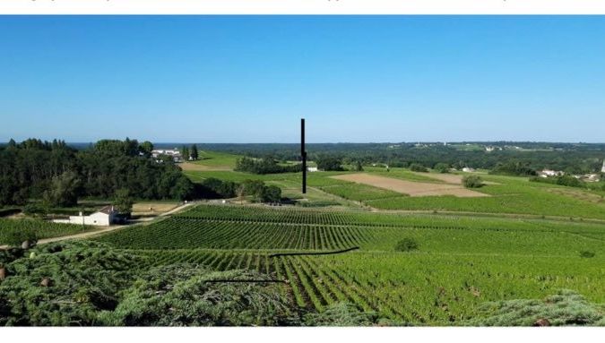 L'antenne de 42 mètres de haut se trouvera au centre des propriétés viticoles selon le château de Rayne Vigneau (image de simulation)