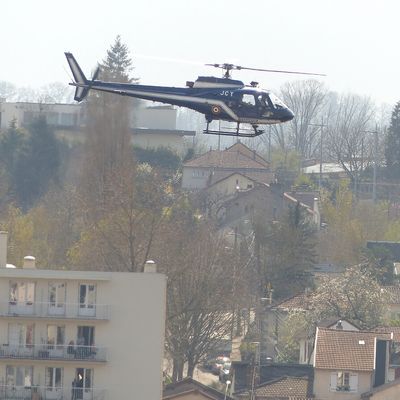 L'hélicoptère des gendarmes a été mobilisé pour retrouver cette mère et son fils. (illustration)