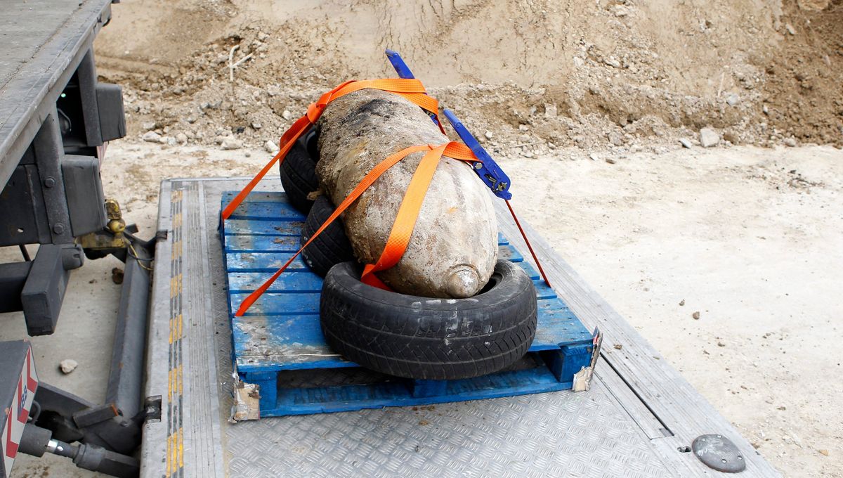 Des bombes datant de la seconde guerre mondiale sont trouvées régulièrement lors de travaux en France ou en Allemagne, ici, c'est à Boulogne en 2011.