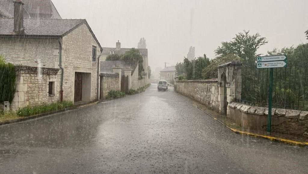 Pluie diluvienne à Champigny-sur-Veude