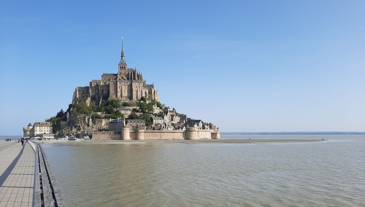 Le Mont Saint-Michel est bien en Normandie