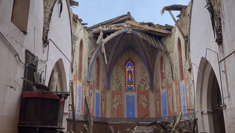 La moitié du toit de l'église de Garbic s'est effondrée