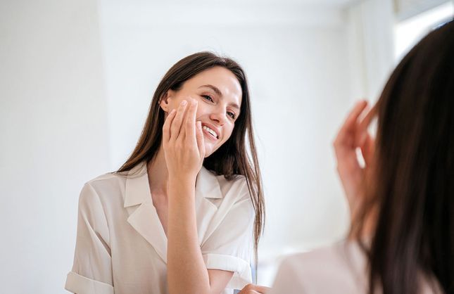 Anti-âge : cette ampoule de soin est la plus vendue en pharmacie 