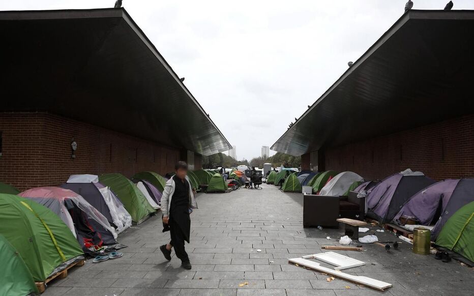  Saint-Denis (93). Les migrants campent notamment sur l’avenue du Président-Wilson.