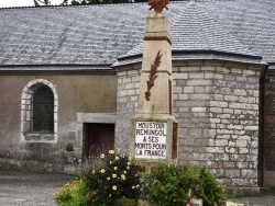 Photo paysage et monuments, Moustoir-Remungol - le monument aux morts