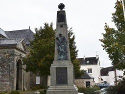 Photo paysage et monuments, Naizin - le monument aux morts