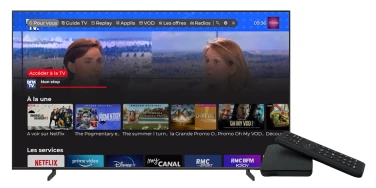 Télévision avec Connect TV et télécommande.