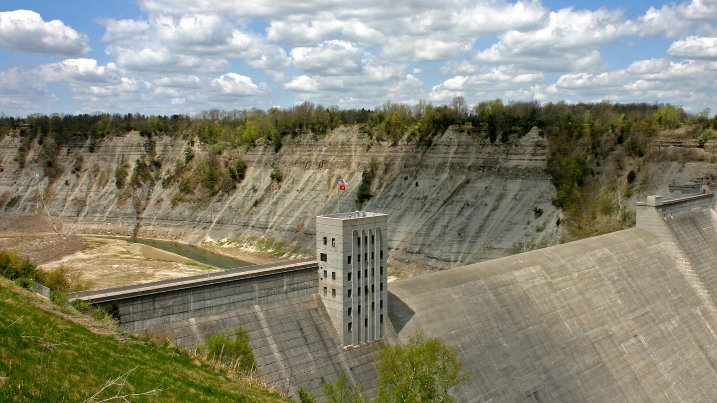 Mount Morris Dam