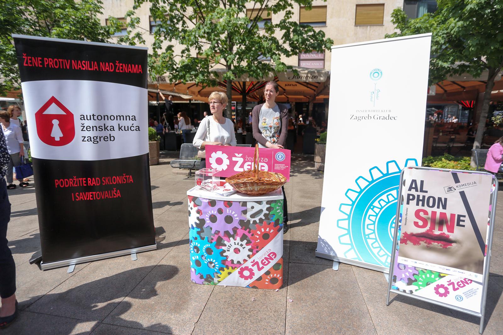 28.04.2018., Zagreb - Na Trgu Petra Preradovica gradonacelnik Grada Zagreba Milan Bandic pridruzio se humanitarnoj akciji Zene za zene u organizaciji Medjunarodnog Inner Wheel Club Zagreb Gradec. Cilj humanitarne akcije je prikupiti novcana sredstva za nastavak rada Autonomne zenske kuce Zagreb – sklonista i savjetovalista za zlostavljane zene i njihovu djecu. rrPhoto: Luka Stanzl/PIXSELL