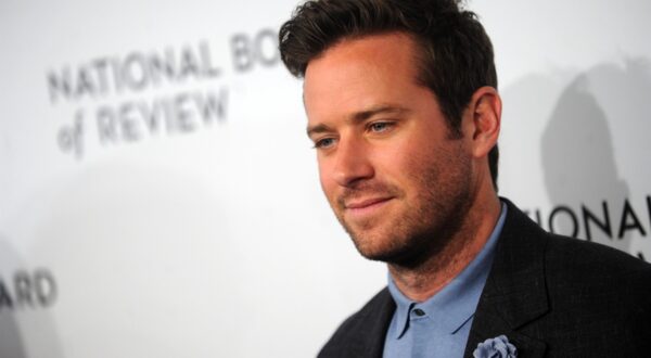 Hollywood, CA  - A 24-year-old woman alleges that the actor raped her and beat her in 2017. Hammer says that their encounter was consensual.
Through tears on Thursday, a 24-year-old woman named Effie recalled an alleged sexual assault by the actor Armie Hammer. Speaking at a Zoom press conference alongside her lawyer, Gloria Allred, Effie claimed that the violent encounter occurred nearly four years ago.

BACKGRID USA 18 MARCH 2021,Image: 598929351, License: Rights-managed, Restrictions: , Model Release: no, Pictured: Armie Hammer, Credit line: MediaPunch / BACKGRID / Backgrid USA / Profimedia