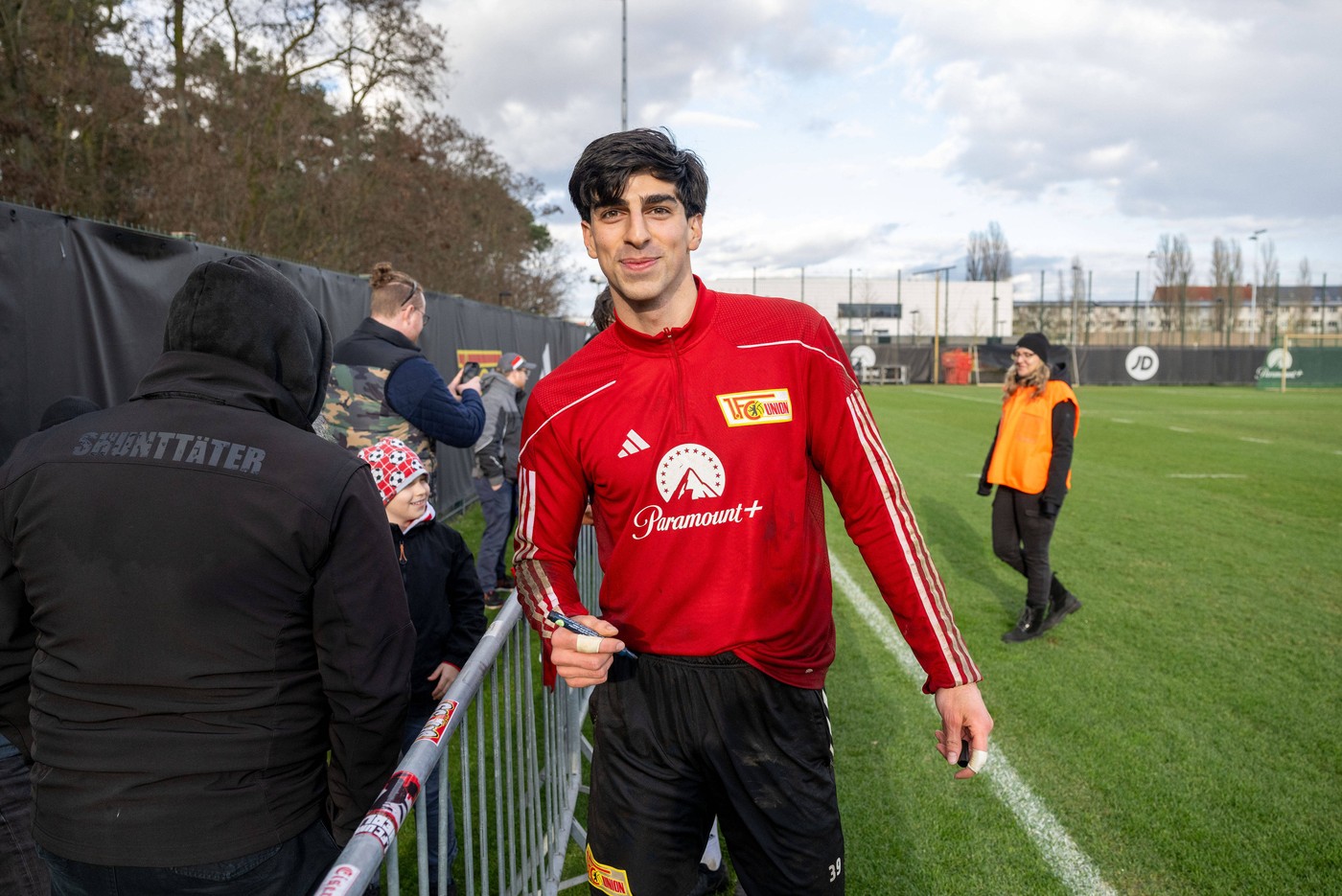 Fussball, Herren, Saison 2023/2024, 1. Bundesliga, 1. FC Union Berlin, Training, Torwart Berkin Arslanogullari U19, 1. FC Union Berlin, 25.03. 2024, *** Football, Men, Season 2023 2024, 1 Bundesliga, 1 FC Union Berlin, Training, Goalkeeper Berkin Arslanogullari U19, 1 FC Union Berlin , 25 03 2024, Copyright: xMatthiasxKochx,Image: 859549617, License: Rights-managed, Restrictions: , Model Release: no, Credit line: Matthias Koch / imago sportfotodienst / Profimedia