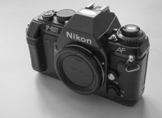 Nikon F-501