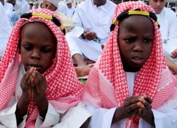 Muslim Kenya Lindungi Gereja dari Terorisme