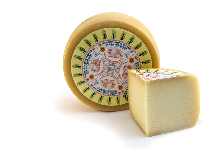 Formaggi-Serra-Pecorino-Sardo-Maturo