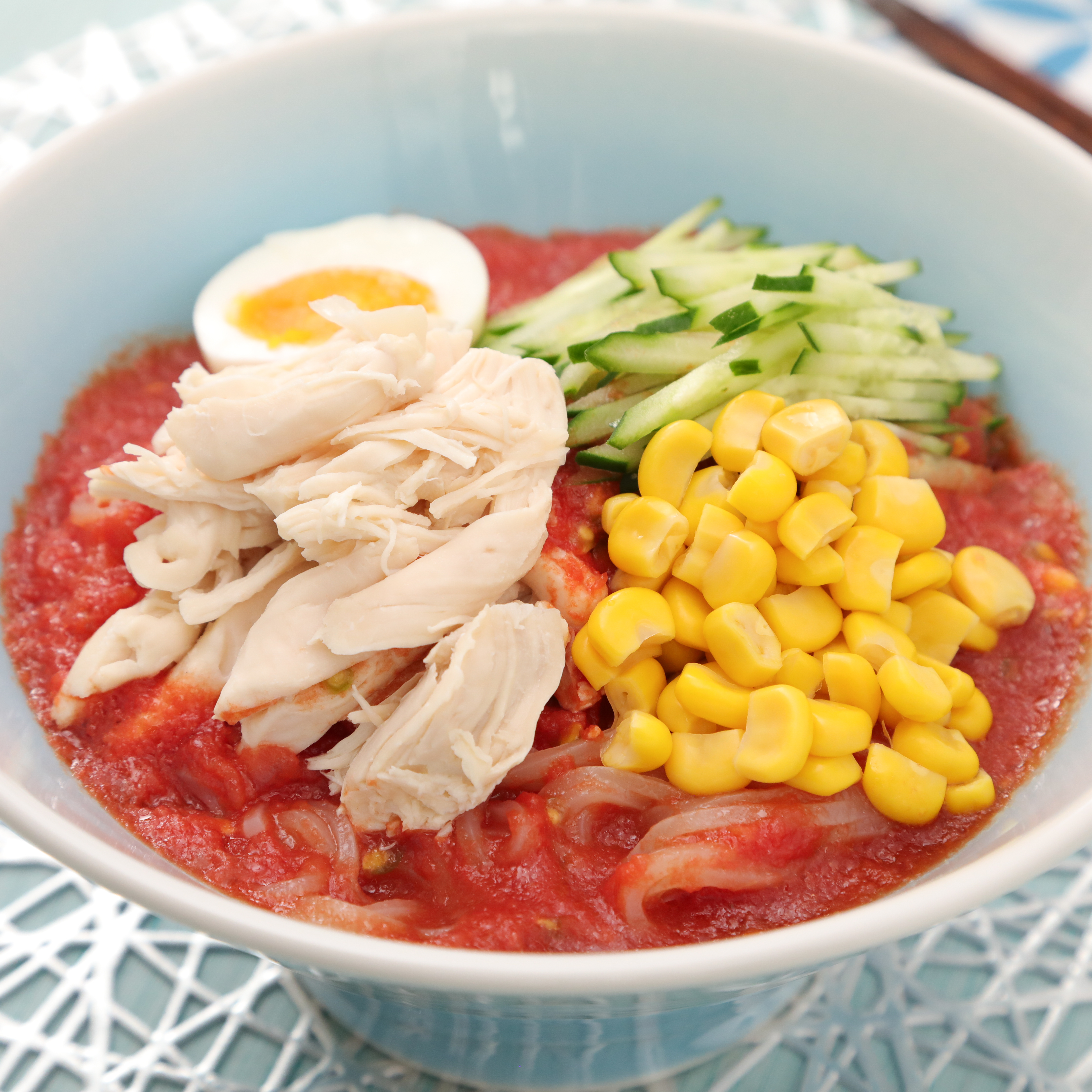 トマトだれでさっぱり♪洋風盛岡冷麺 サムネイル画像