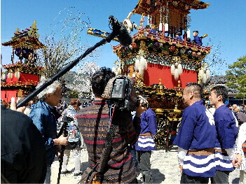 市民によるエキストラ出演の様子