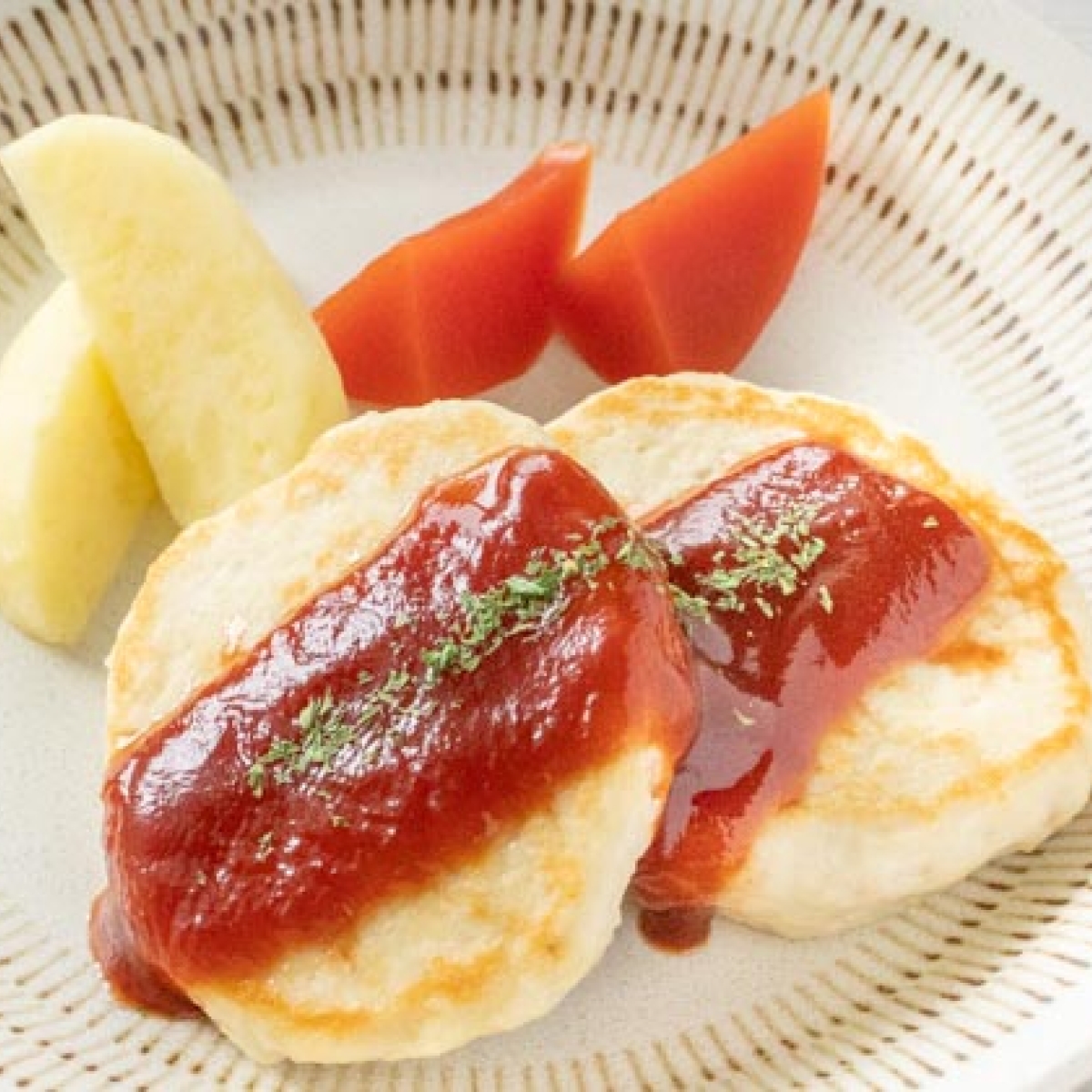 鶏ひき肉ふんわりハンバーグのやわらか食【介護食】