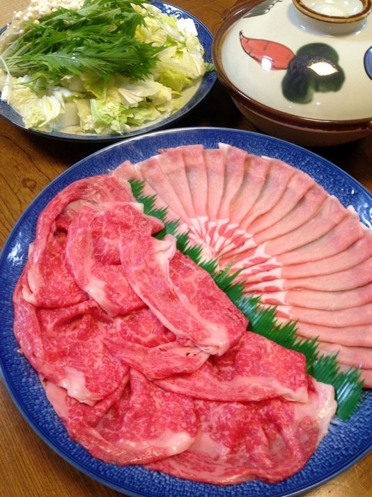 【楽天スーパーSALE】5％OFF和牛肉、豚ロース盛りしゃぶしゃぶ鍋プラス地魚のお刺身付満腹プラン