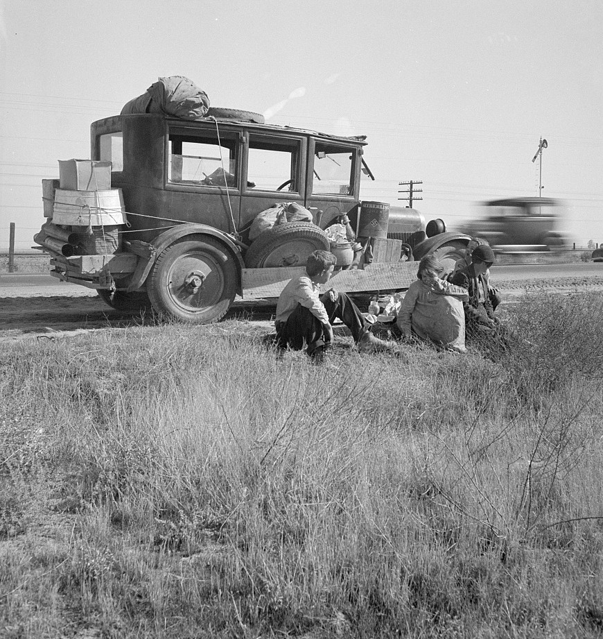 depression - family arriving in California by truck - lange