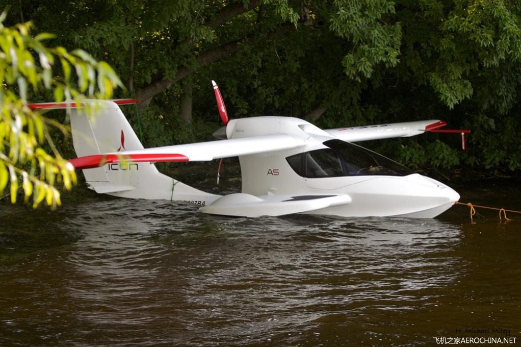 ICON A5