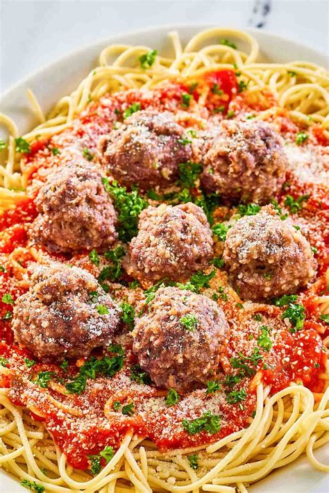 Olive Garden Spaghetti and Meatballs - CopyKat Recipes