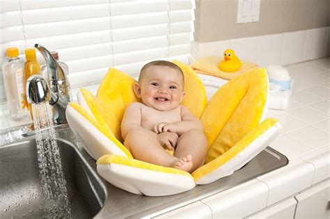 The Blooming Bath Is The Most Comfortable Baby Bath For Your Child