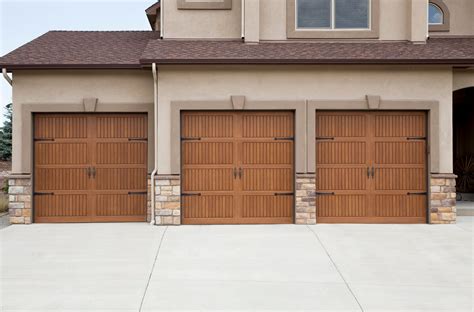 Choosing A Steel Garage Door With A Wood Look - Garage Ideas