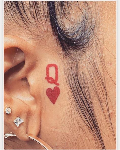 Top 57 Best Queen Of Hearts Tattoo Ideas - [2021 Inspiration Guide]