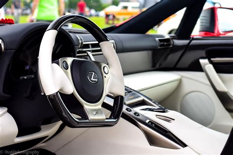 Absolutely stunning Lexus LFA interior[6000x4000] [OC] : r/carporn