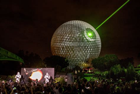 VIDEO - Spaceship Earth transforms into the Death Star to celebrate ...