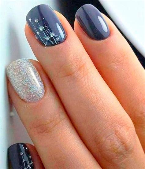 Beautiful dark gray short nails with glitter design! #winternails ...