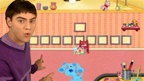 Watch Blue's Clues Season 5 Episode 15: Blue's Clues - The Story Wall ...