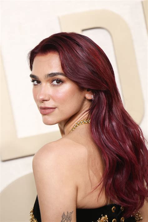 Dua Lipa’s New Red Hair Took More Than 10 Hours to Achieve — Interview ...