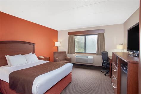 AmericInn by Wyndham Albert Lea | Albert Lea, MN Hotels